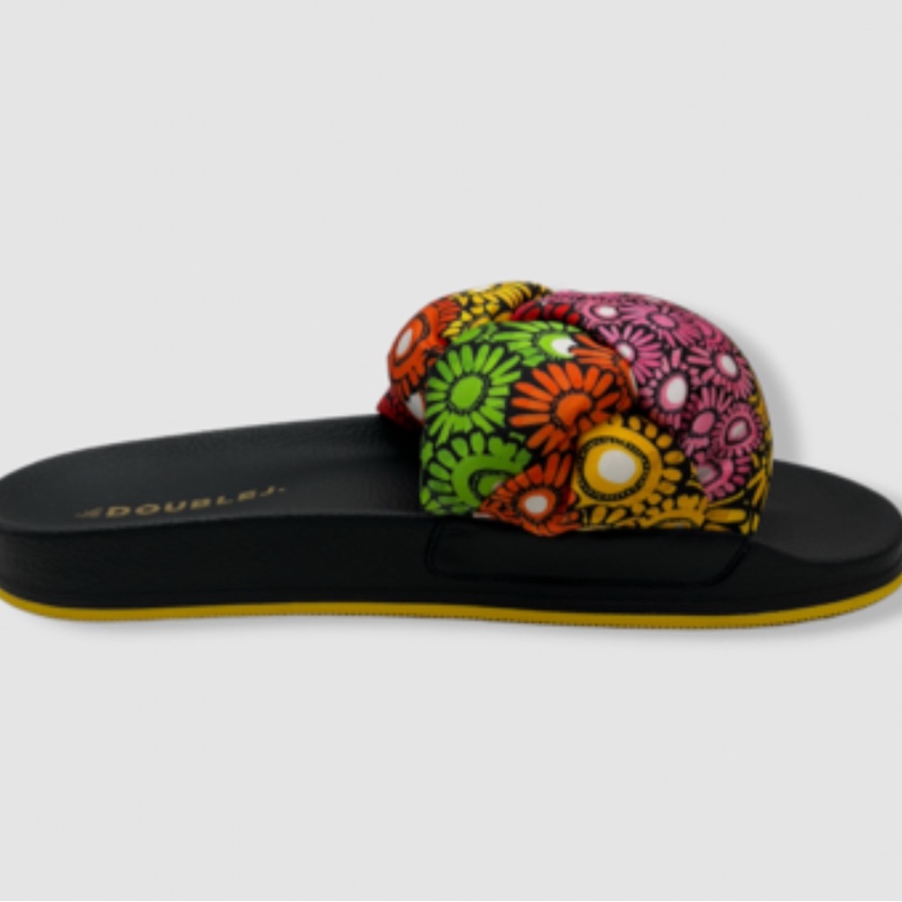 La DoubleJ Women's Black Treccia Printed Slide Sandal Shoes Size 40
